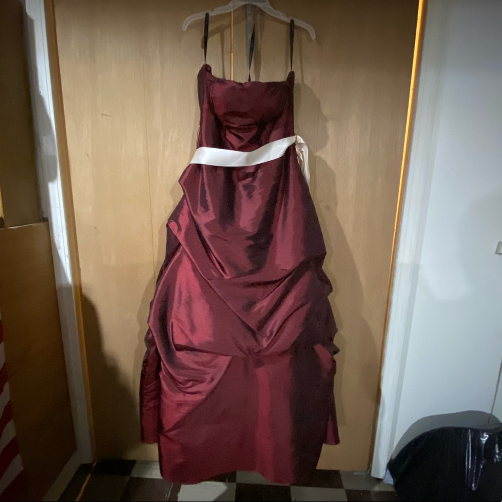 Bill Levkoff Dress Burgundy/Red with Belt